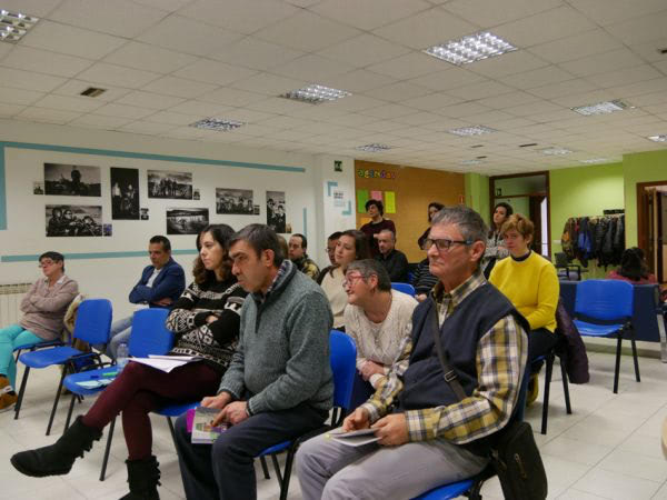 Apdema; Programa de radio, Onda Vasca, "Nunca serás tan joven"